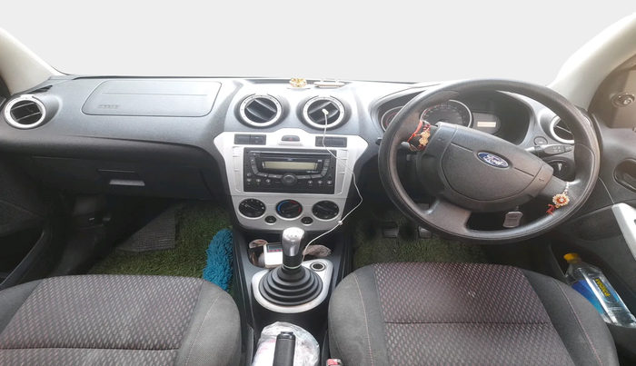 2010 Ford Figo TITANIUM 1.2 PETROL, Petrol, Manual, 1,28,010 km, interior