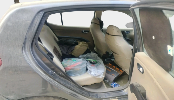 2011 Hyundai i10 MAGNA 1.2, Petrol, Manual, 1,05,657 km, interior