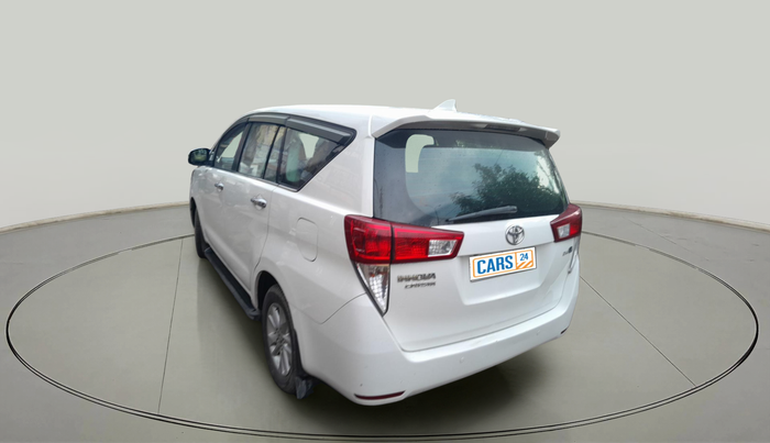 2017 Toyota Innova Crysta 2.4 VX 8 STR, Diesel, Manual, 1,30,552 km, exterior