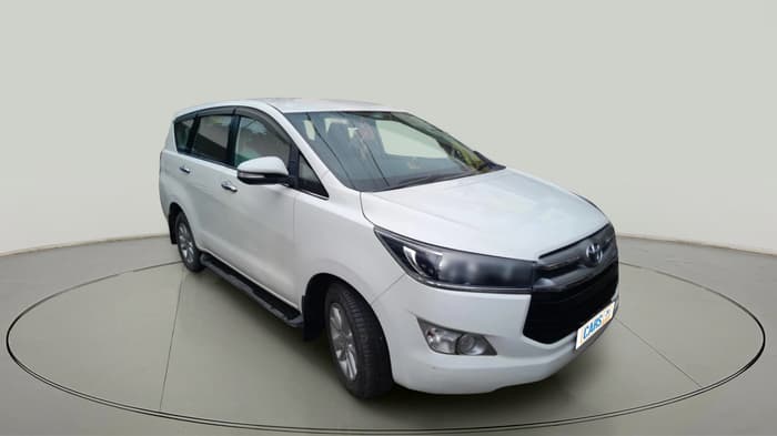 2017 Toyota Innova Crysta 2.4 VX 8 STR, Diesel, Manual, 1,31,000 km, exterior