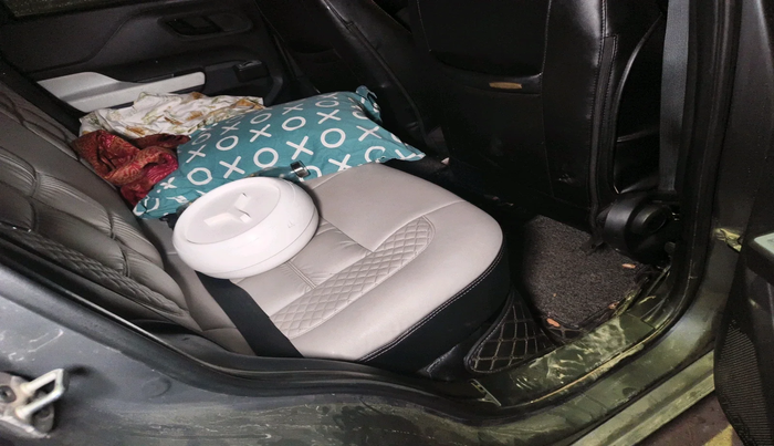 2023 Tata PUNCH PURE MT CNG, Petrol, Manual, 35,793 km, interior