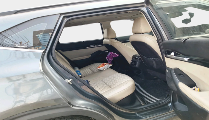 2019 KIA SELTOS HTX PLUS 1.5 DIESEL, Diesel, Manual, 1,27,466 km, interior