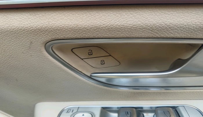 2020 Mercedes Benz GLE 300 D 4MATIC LWB, Diesel, Automatic, 1,15,190 km, interior