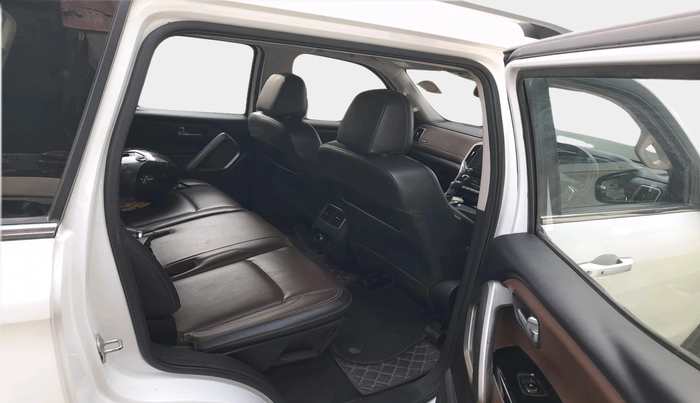 2022 Mahindra SCORPIO-N Z8 L DIESEL AT 4WD 7 STR, Diesel, Automatic, 89,528 km, interior