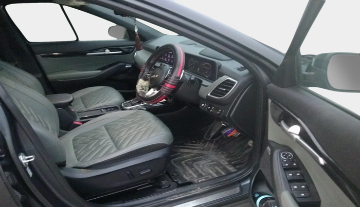 2024 KIA SELTOS  X LINE 1.5 TURBO PETROL DCT, Petrol, Automatic, 47,461 km, interior