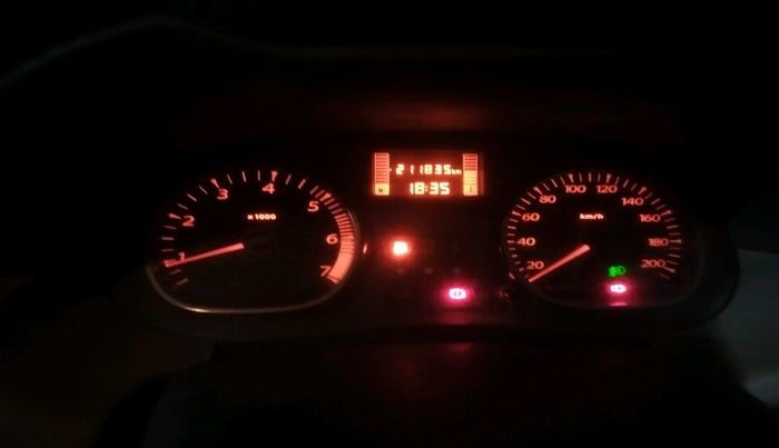 2014 Renault Duster 85 PS RXL DIESEL, Diesel, Manual, 2,11,835 km, interior