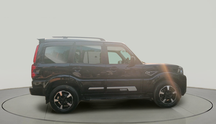 2023 Mahindra SCORPIO CLASSIC S11 MT 7S CC, Diesel, Manual, 1,04,502 km, exterior