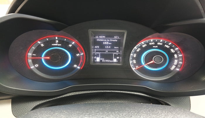 2020 Mahindra XUV300 W8 1.5 DIESEL, Diesel, Manual, 81,992 km, interior