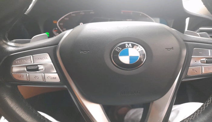 2022 BMW 3 SERIES GRAN LIMOUSINE 320D LUXURY LINE, Diesel, Automatic, 58,030 km, interior