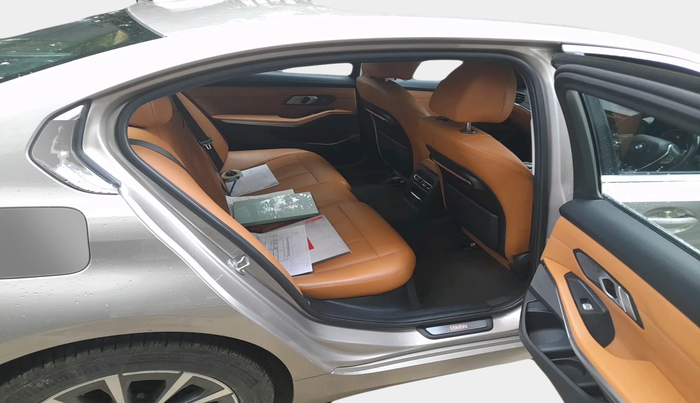 2022 BMW 3 SERIES GRAN LIMOUSINE 320D LUXURY LINE, Diesel, Automatic, 58,030 km, interior