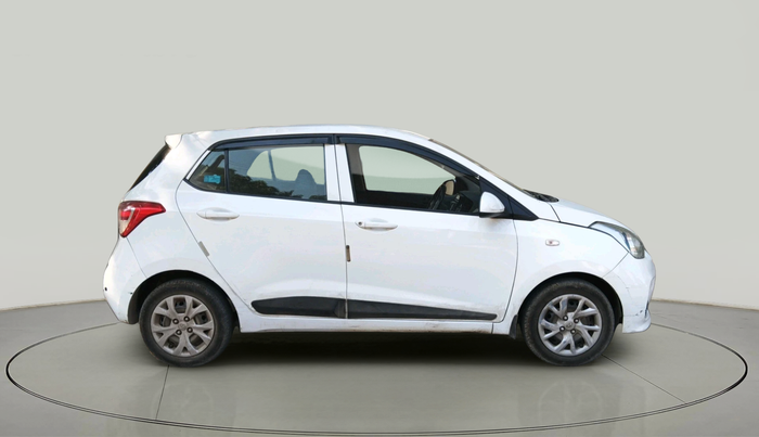 2017 Hyundai Grand i10 MAGNA 1.2 KAPPA VTVT, Petrol, Manual, 1,23,201 km, exterior