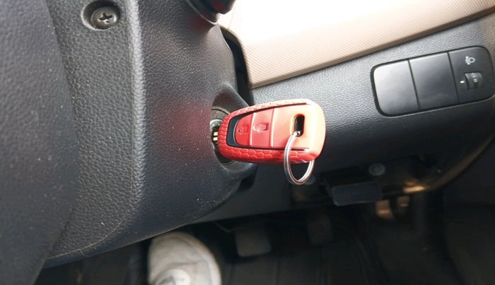 2017 Hyundai Grand i10 MAGNA 1.2 KAPPA VTVT, Petrol, Manual, 1,23,201 km, interior