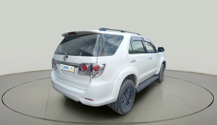 2015 Toyota Fortuner 3.0 4X2 MT, Diesel, Manual, 4,12,925 km, exterior