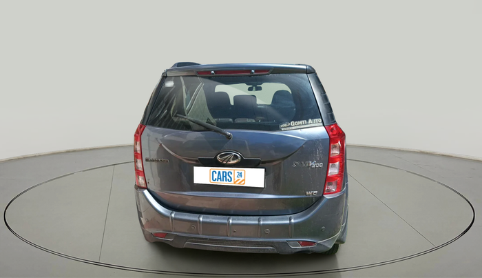 2013 Mahindra XUV500 W8, Diesel, Manual, 1,98,739 km, exterior