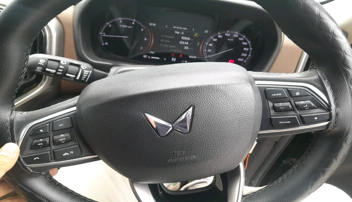 2024 Mahindra SCORPIO-N Z8 S Diesel MT 2WD 7 STR, Diesel, Manual, 16,830 km, interior