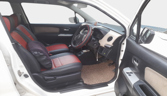 2017 Maruti Wagon R 1.0 LXI CNG, Petrol, Manual, 1,99,506 km, interior