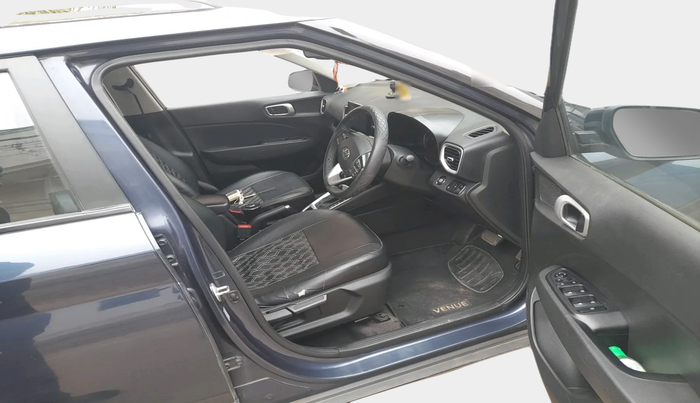 2019 Hyundai VENUE SX PLUS 1.0 TURBO DCT, Petrol, Automatic, 38,448 km, interior