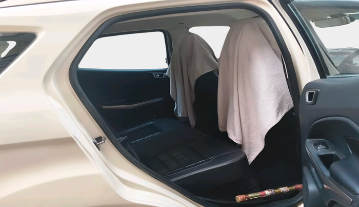 2018 Ford Ecosport TITANIUM + 1.5L DIESEL, Diesel, Manual, 1,33,627 km, interior