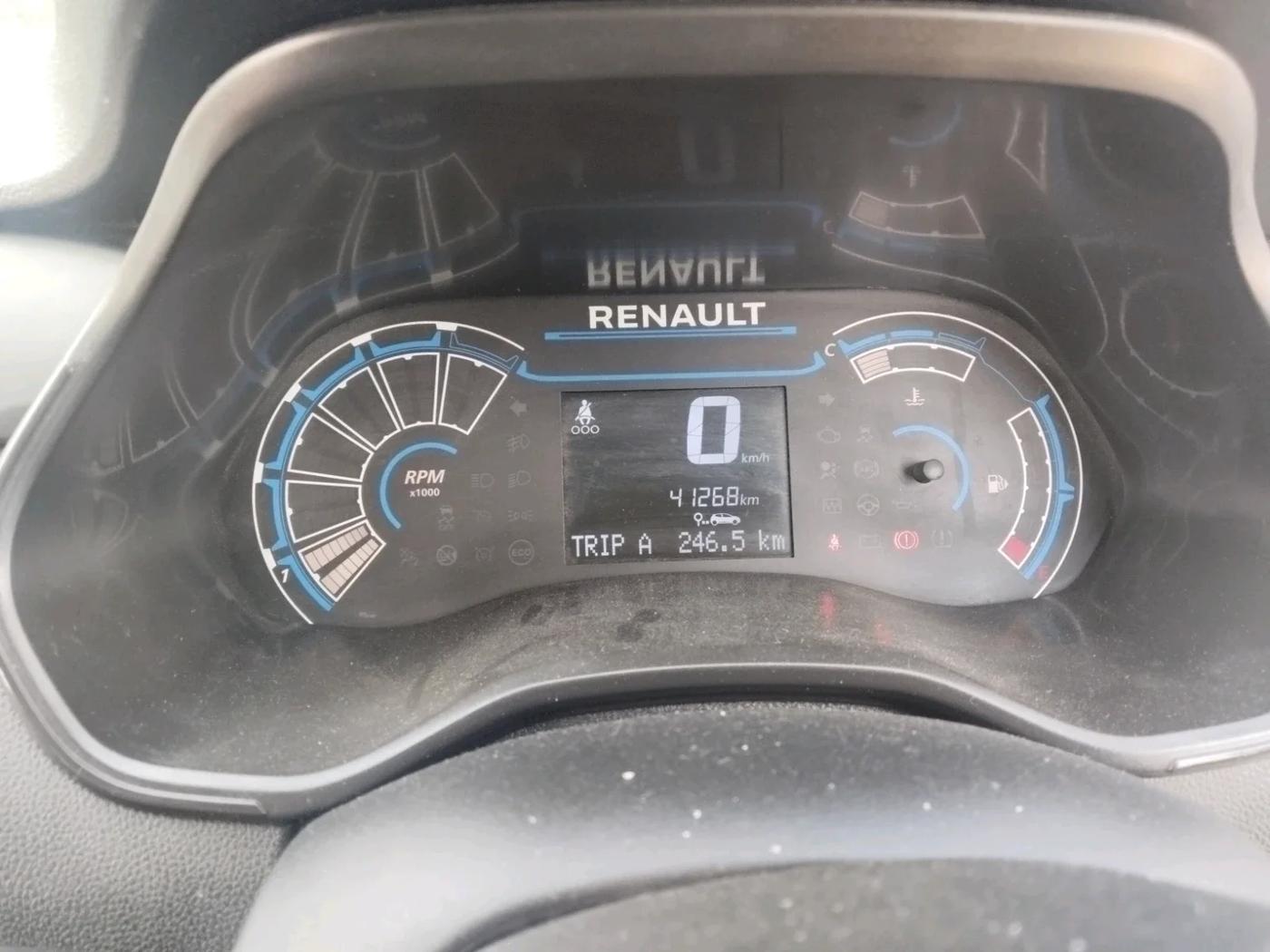 2024 Renault TRIBER RXE MT, CNG, Manual, 41,268 km, interior