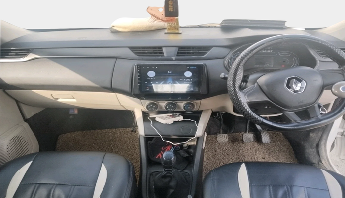 2024 Renault TRIBER RXE MT, Petrol, Manual, 41,268 km, interior