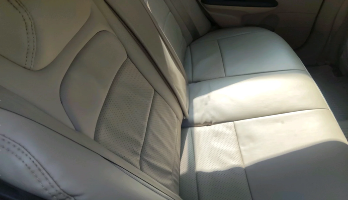 2017 Honda Amaze 1.5L I-DTEC E, Diesel, Manual, 1,00,371 km, interior