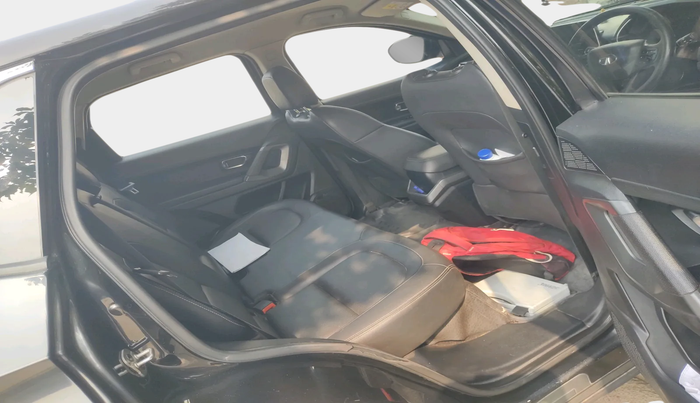 2020 Tata Harrier XZ 2.0L, Diesel, Manual, 1,76,857 km, interior