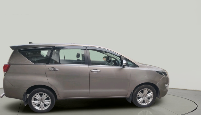 2016 Toyota Innova Crysta 2.8 ZX AT 7 STR, Diesel, Automatic, 67,122 km, exterior