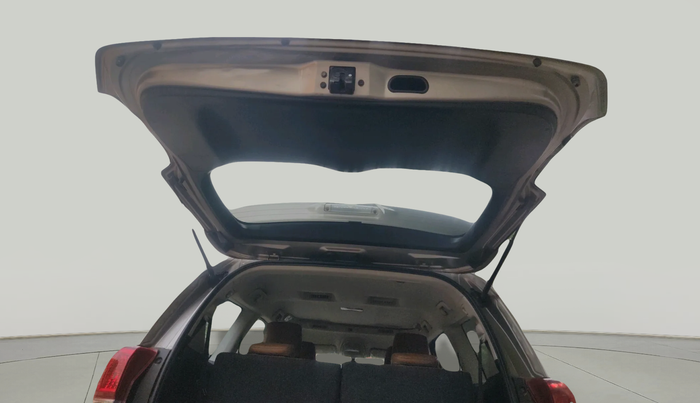 2016 Toyota Innova Crysta 2.8 ZX AT 7 STR, Diesel, Automatic, 67,122 km, exterior