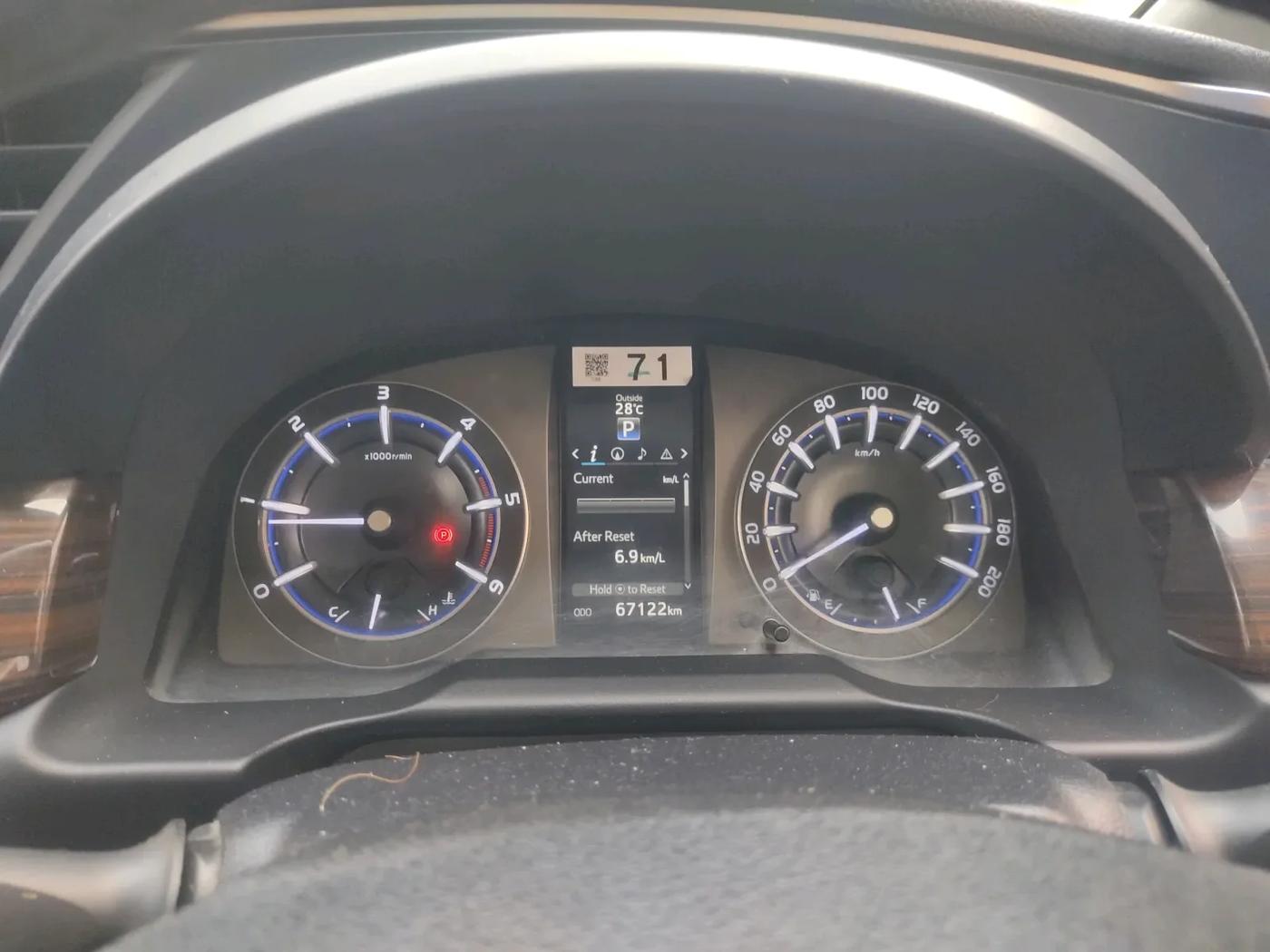2016 Toyota Innova Crysta 2.8 ZX AT 7 STR, Diesel, Automatic, 67,122 km, interior