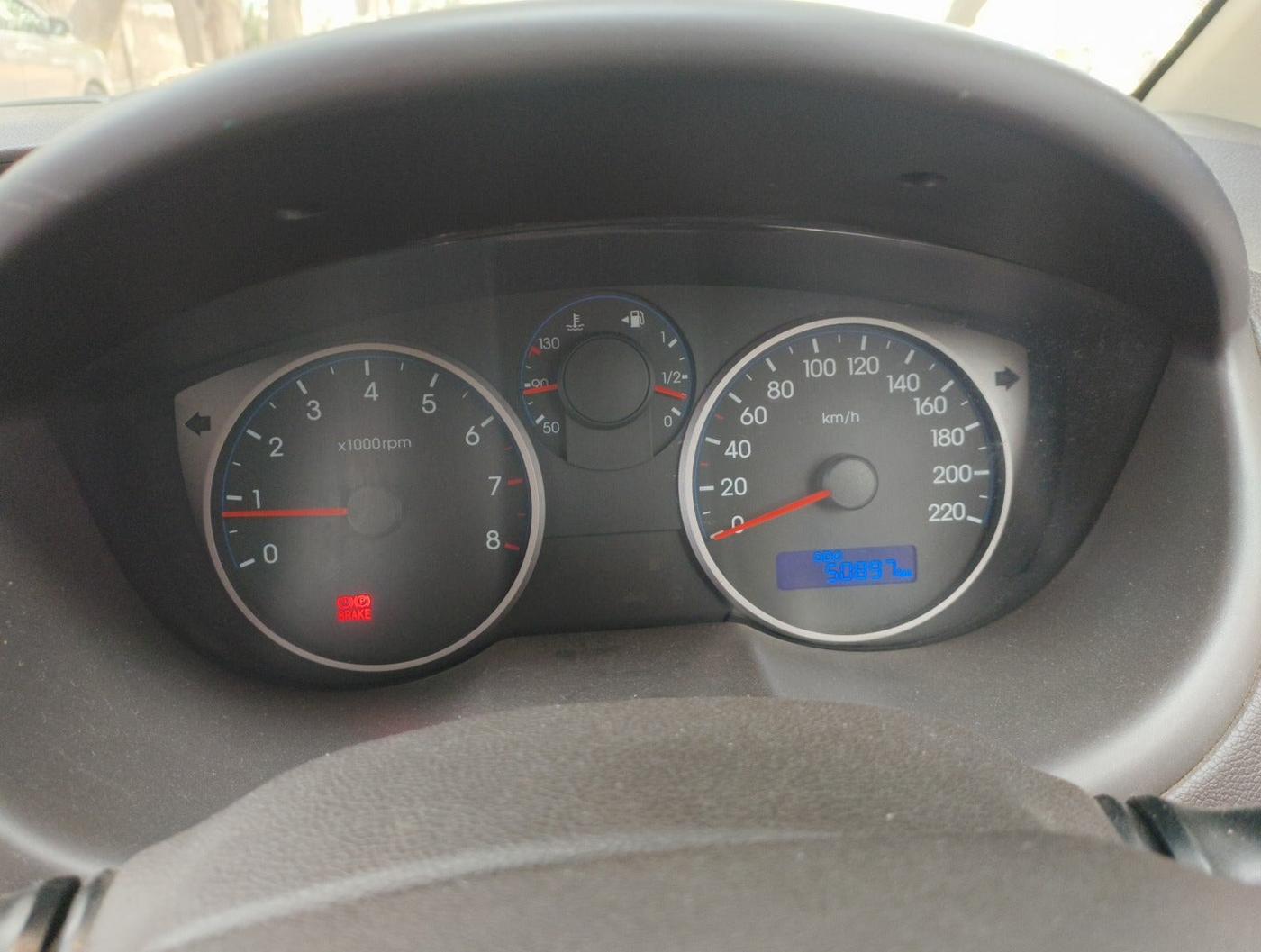 2011 Hyundai i20 MAGNA 1.2, Petrol, Manual, 50,897 km, interior