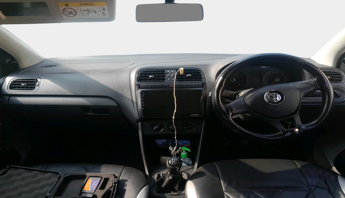 2018 Volkswagen Polo TRENDLINE 1.2L PETROL, Petrol, Manual, 1,12,866 km, interior