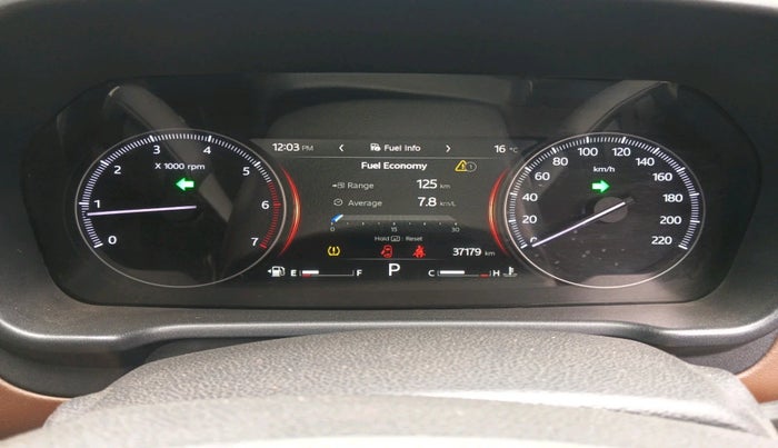 2022 Mahindra SCORPIO-N Z8 L PETROL AT 7 STR, Petrol, Automatic, 37,179 km, interior