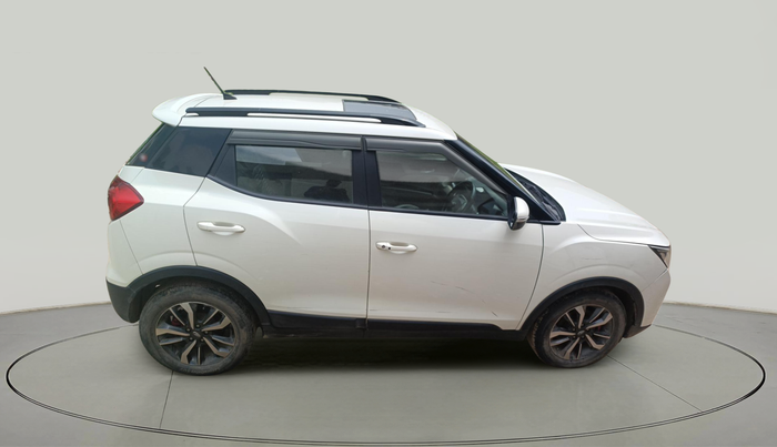 2021 Mahindra XUV300 W8 (O) 1.2 PETROL, Petrol, Manual, 1,23,778 km, exterior
