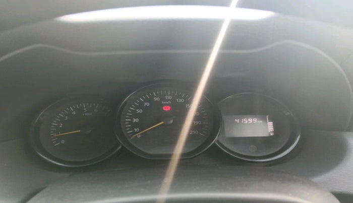 2015 Renault Duster RXE PETROL, Petrol, Manual, 41,599 km, interior