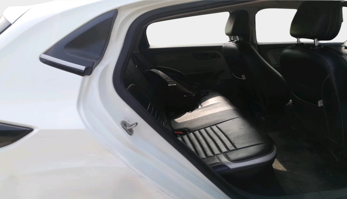 2021 Tata ALTROZ XE PETROL, Petrol, Manual, 75,145 km, interior