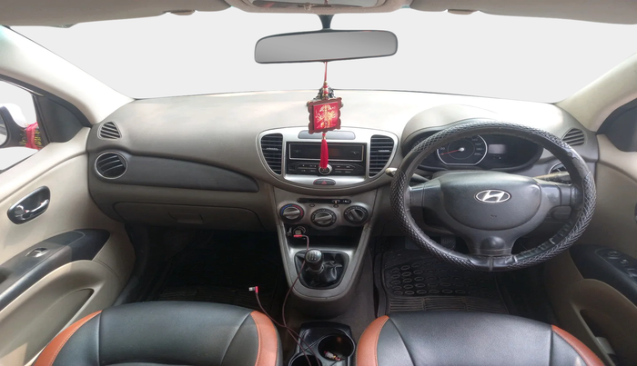 2011 Hyundai i10 MAGNA 1.2, Petrol, Manual, 1,21,165 km, interior