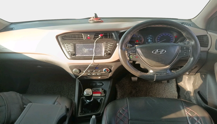 2015 Hyundai Elite i20 ASTA 1.4 CRDI, Diesel, Manual, 1,03,190 km, interior