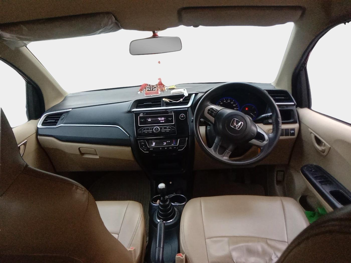 2017 Honda Amaze 1.5L I-DTEC S, Diesel, Manual, 1,04,562 km, interior
