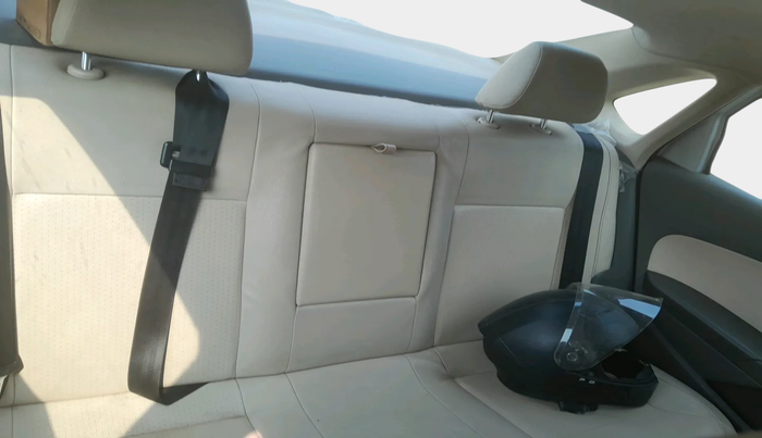 2012 Volkswagen Vento COMFORTLINE 1.6, Petrol, Manual, 66,439 km, interior
