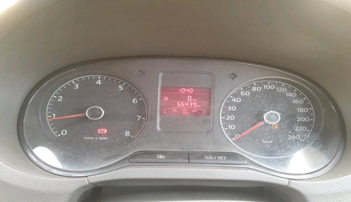 2012 Volkswagen Vento COMFORTLINE 1.6, Petrol, Manual, 66,439 km, interior