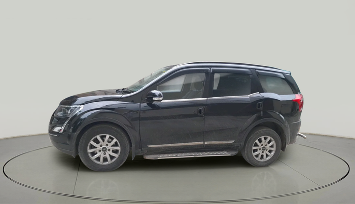 2021 Mahindra XUV500 W9, Diesel, Manual, 58,258 km, exterior