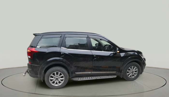 2021 Mahindra XUV500 W9, Diesel, Manual, 58,258 km, exterior