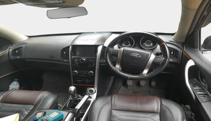 2021 Mahindra XUV500 W9, Diesel, Manual, 58,258 km, interior