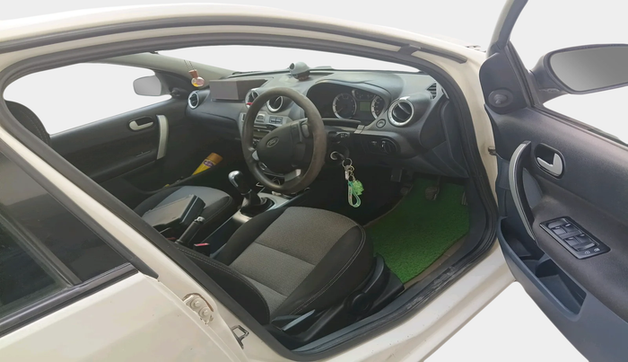 2012 Ford Classic 1.6 DURATEC CLXI, Petrol, Manual, 47,574 km, interior