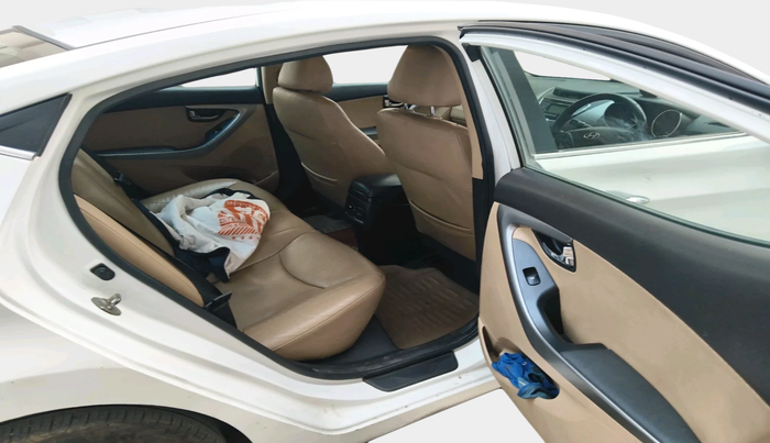 2014 Hyundai New Elantra 1.6 SX MT DIESEL, Diesel, Manual, 1,42,488 km, interior