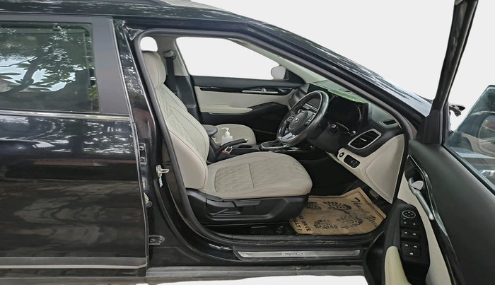 2021 KIA SELTOS HTX IVT 1.5 PETROL, Petrol, Automatic, 35,747 km, interior