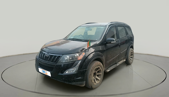2016 Mahindra XUV500 W6, Diesel, Manual, 1,25,378 km, exterior