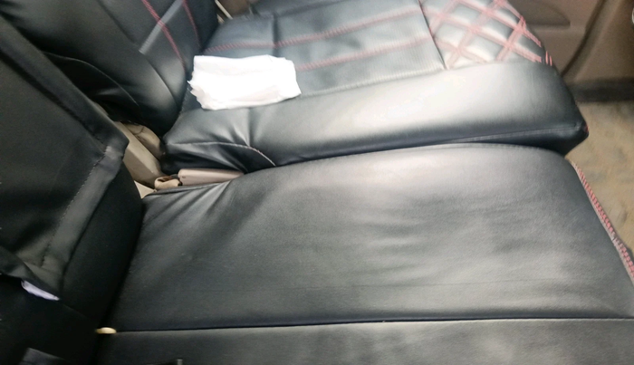 2016 Mahindra XUV500 W6, Diesel, Manual, 1,25,378 km, interior