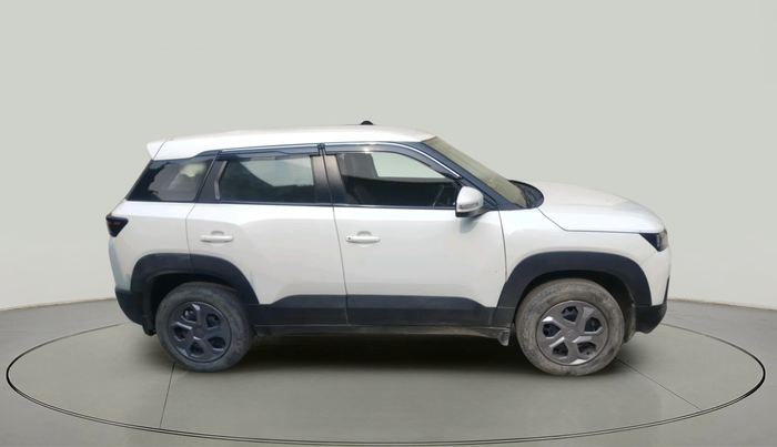 2022 Maruti BREZZA VXI SMART HYBRID, Petrol, Manual, 26,355 km, exterior