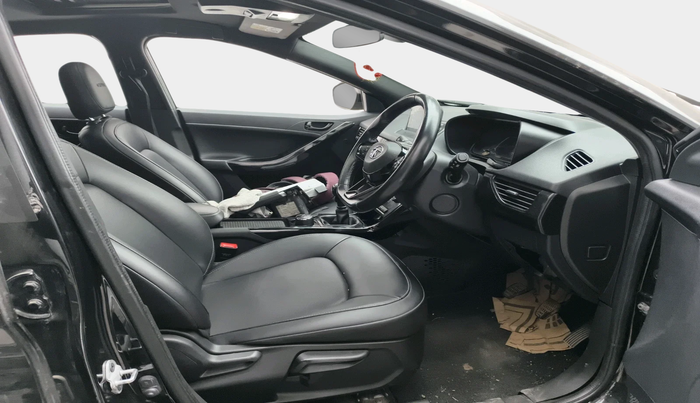 2023 Tata NEXON XZ PLUS SUNROOF DARK DIESEL, Diesel, Manual, 70,367 km, interior